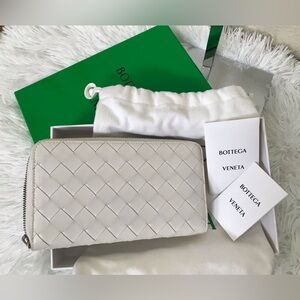 Bottega Veneta Wallet